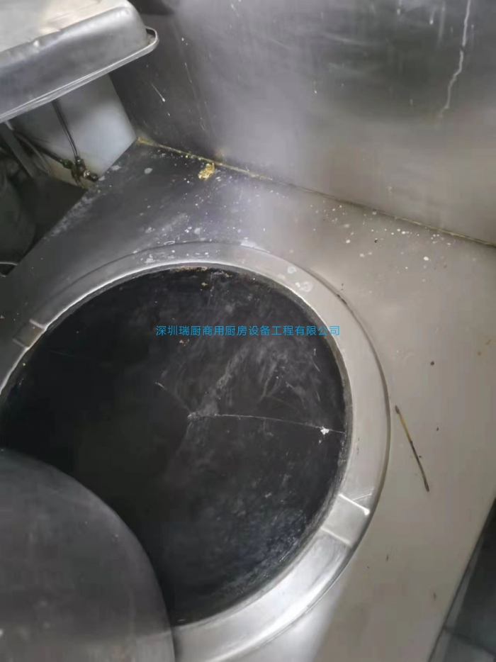 電磁矮湯爐/煲湯爐微晶玻璃破損后為何總跳閘？如何解決？